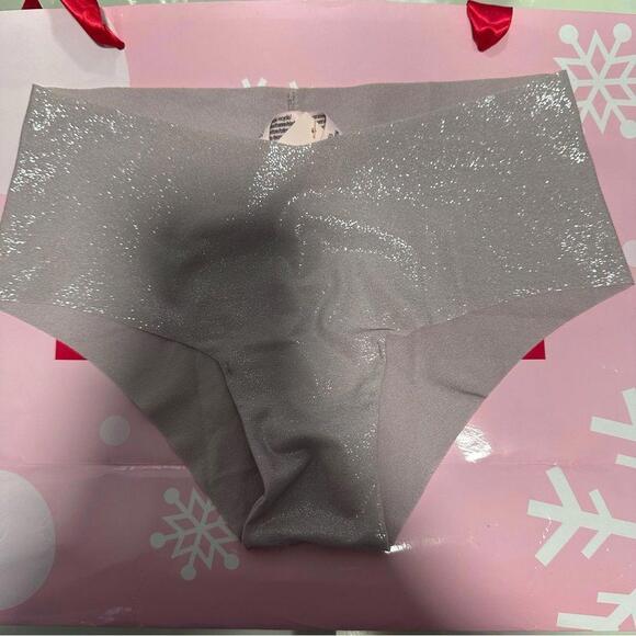 Victoria’s Secret No Show Shine Cheeky Panties Set - Picture 4 of 7